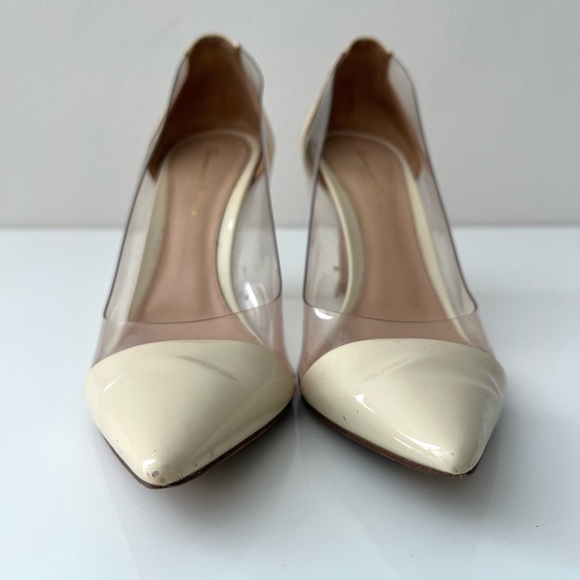 Gianvito Rossi 85 Plexi offwhite patent leather pumps, size 38.5 (US 8) - Picture 10 of 11